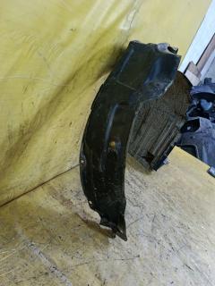 Подкрылок 53876-28251 на Toyota Voxy ZRR70G 3ZR-FAE Фото 4