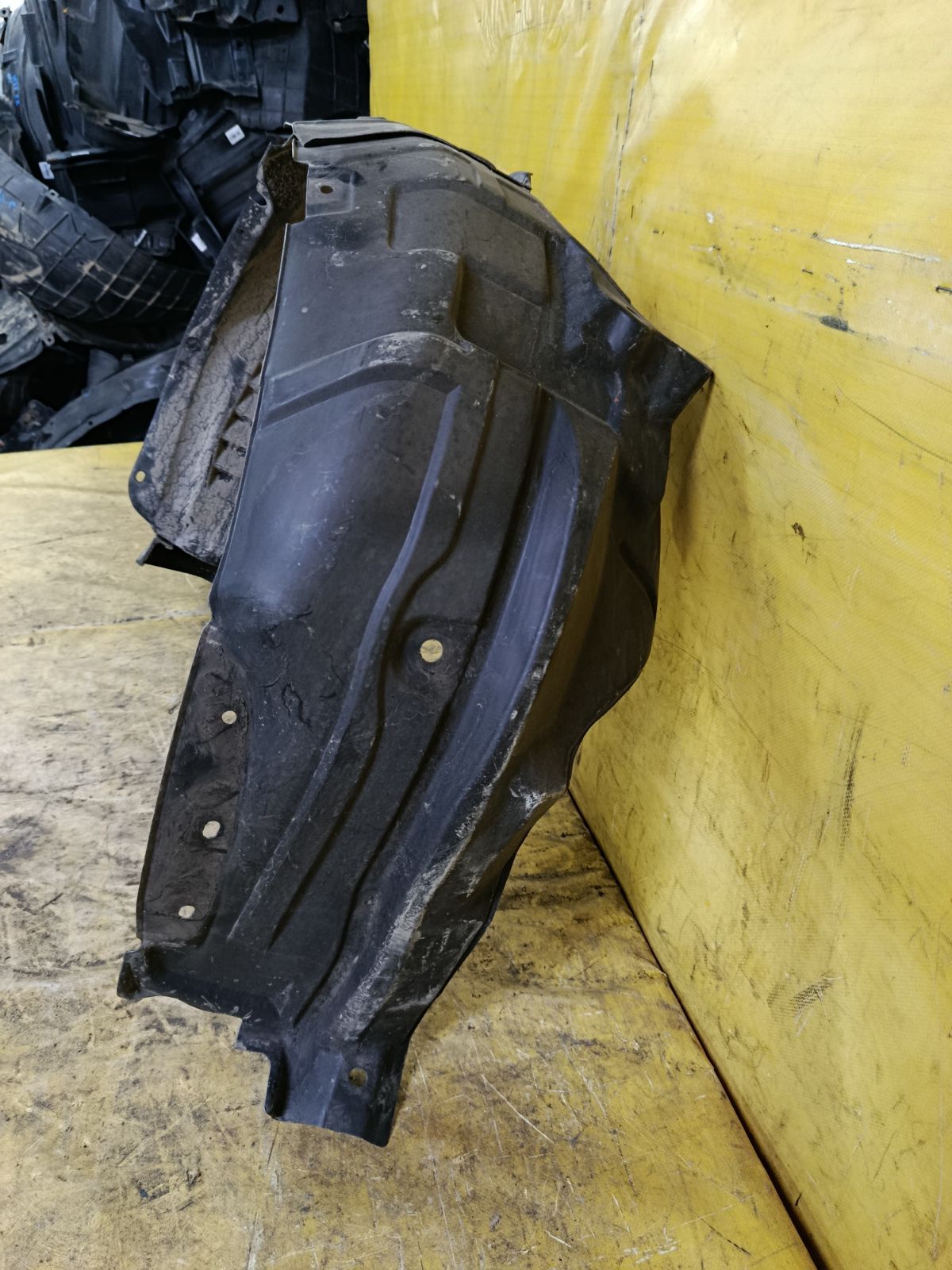 Подкрылок GAA956140 на Mazda Atenza Wagon GHEFW LF-VD Фото 2