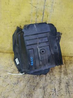 Подкрылок на Toyota Passo KGC10 1KR-FE 65638-B1010  65637-B1010, Заднее расположение