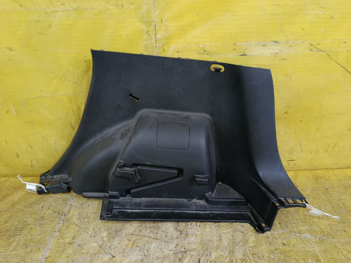 Обшивка багажника 84950-3VA0A на Nissan Note E12 Фото 1