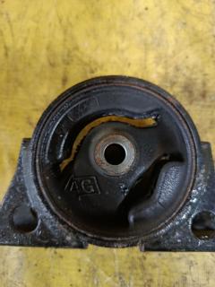 Подушка двигателя на Nissan Sunny FNB15 QG15DE Фото 14