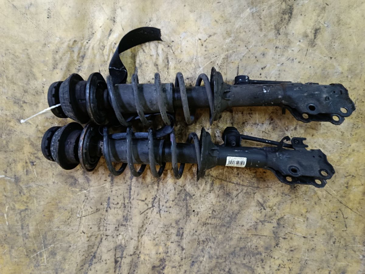 Стойка амортизатора на Honda N-Wgn JH1 S07A Фото 1