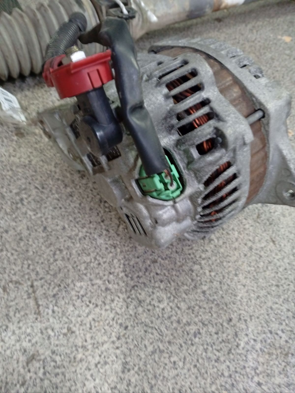Генератор 23700AA521, 	23700AA522, 23700AA520 на Subaru Impreza Wagon GH3 EL154 Фото 7