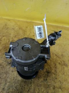 Компрессор кондиционера 447220-4214 на Toyota Noah AZR60G 1AZ-FSE Фото 3