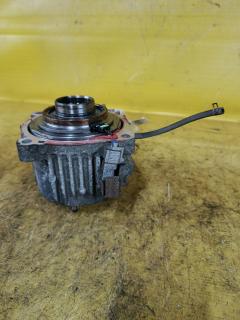 Редуктор 41110-44020, 41110-44021 на Toyota Noah AZR65G 1AZ-FSE Фото 3