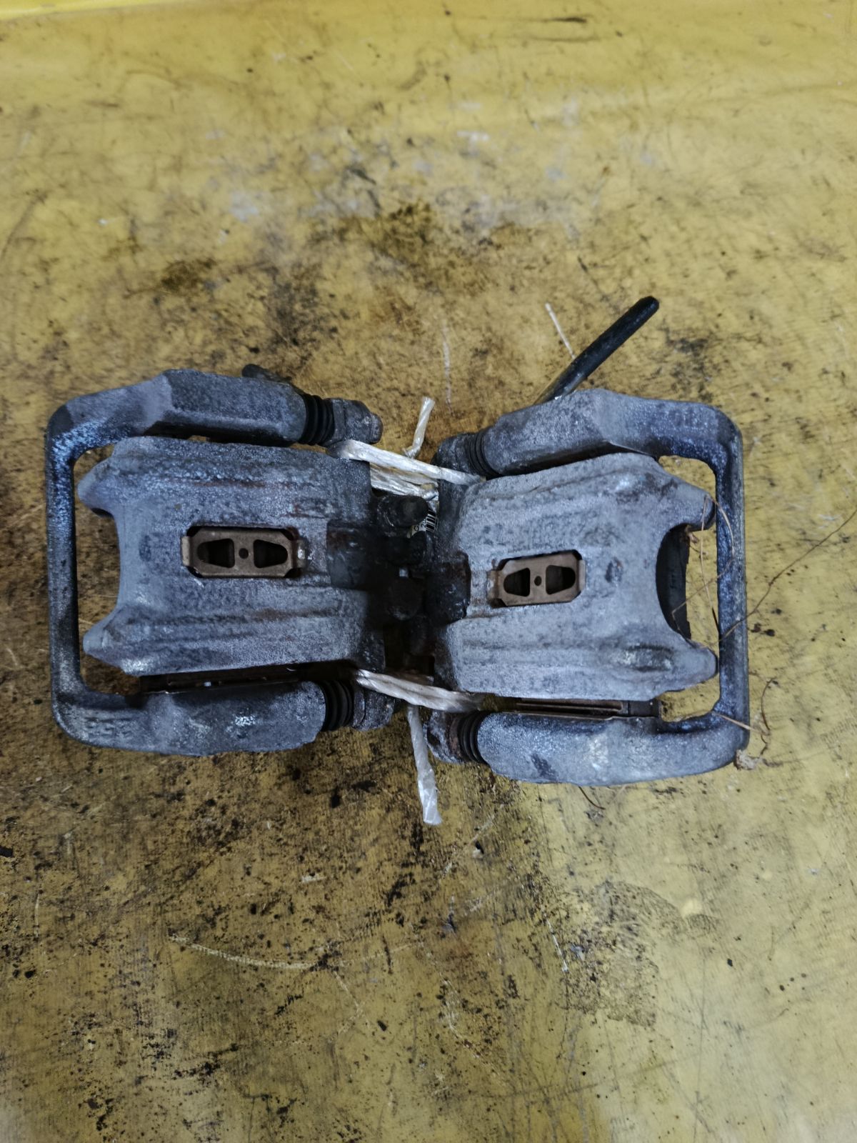 Суппорт на Honda Stepwgn RK5 R20A Фото 3