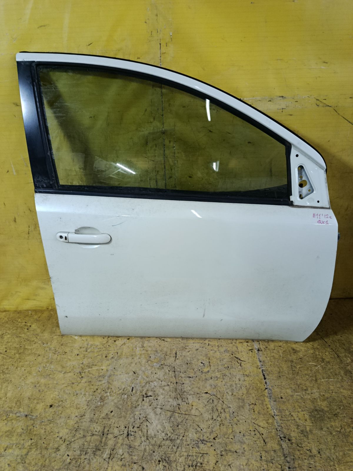 Дверь боковая на Nissan Note E11 Фото 1