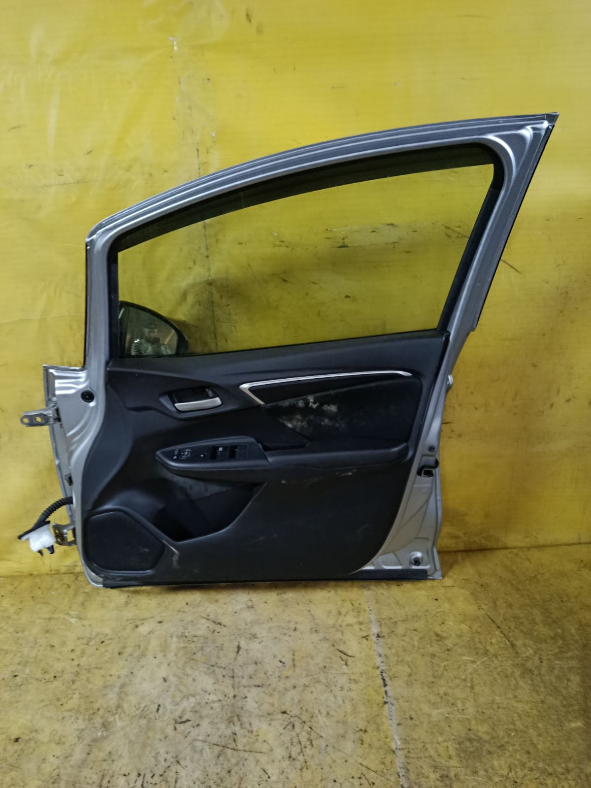 Дверь боковая на Honda Fit GK3 Фото 5