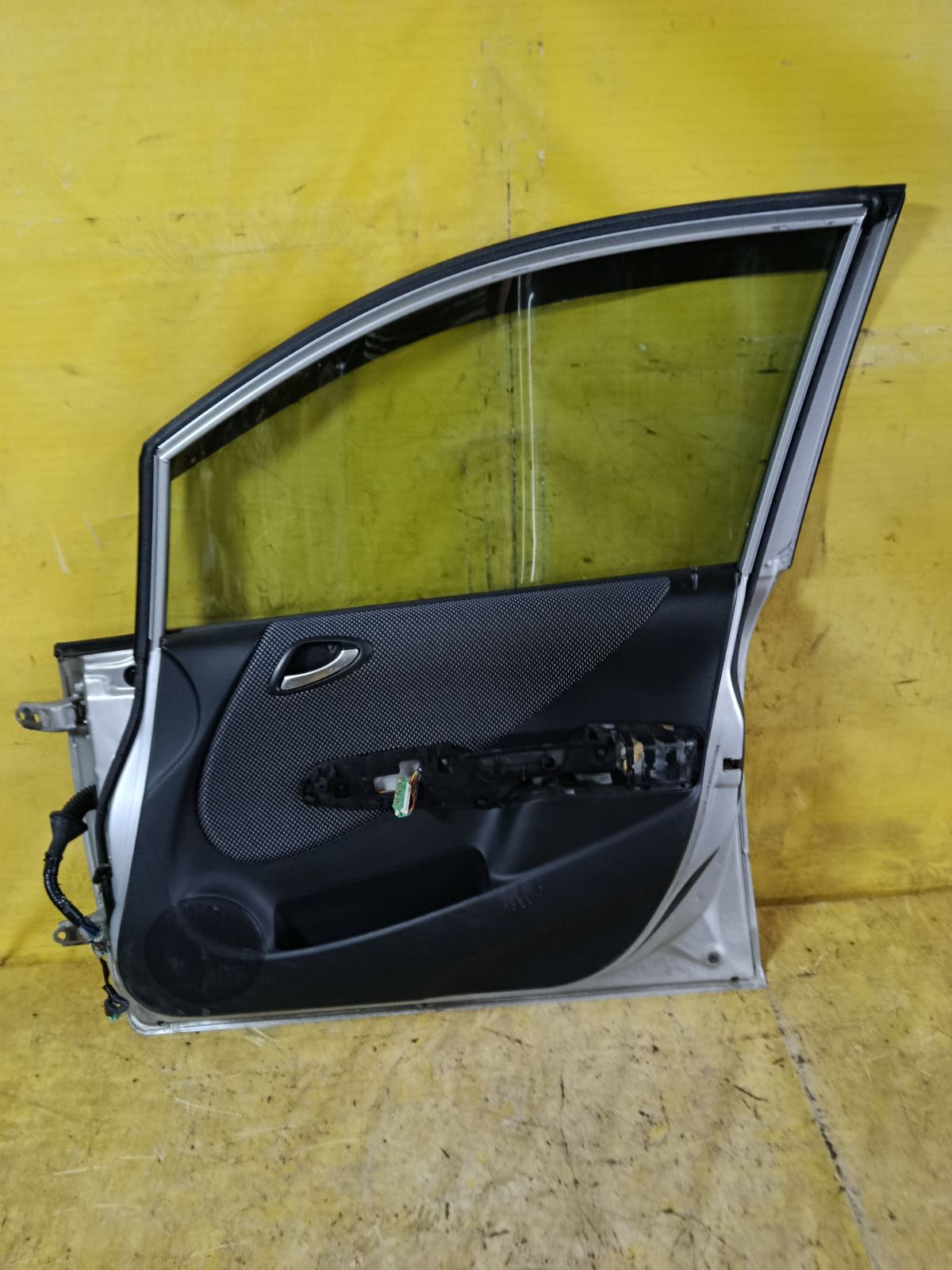 Дверь боковая на Honda Fit GD3 Фото 3