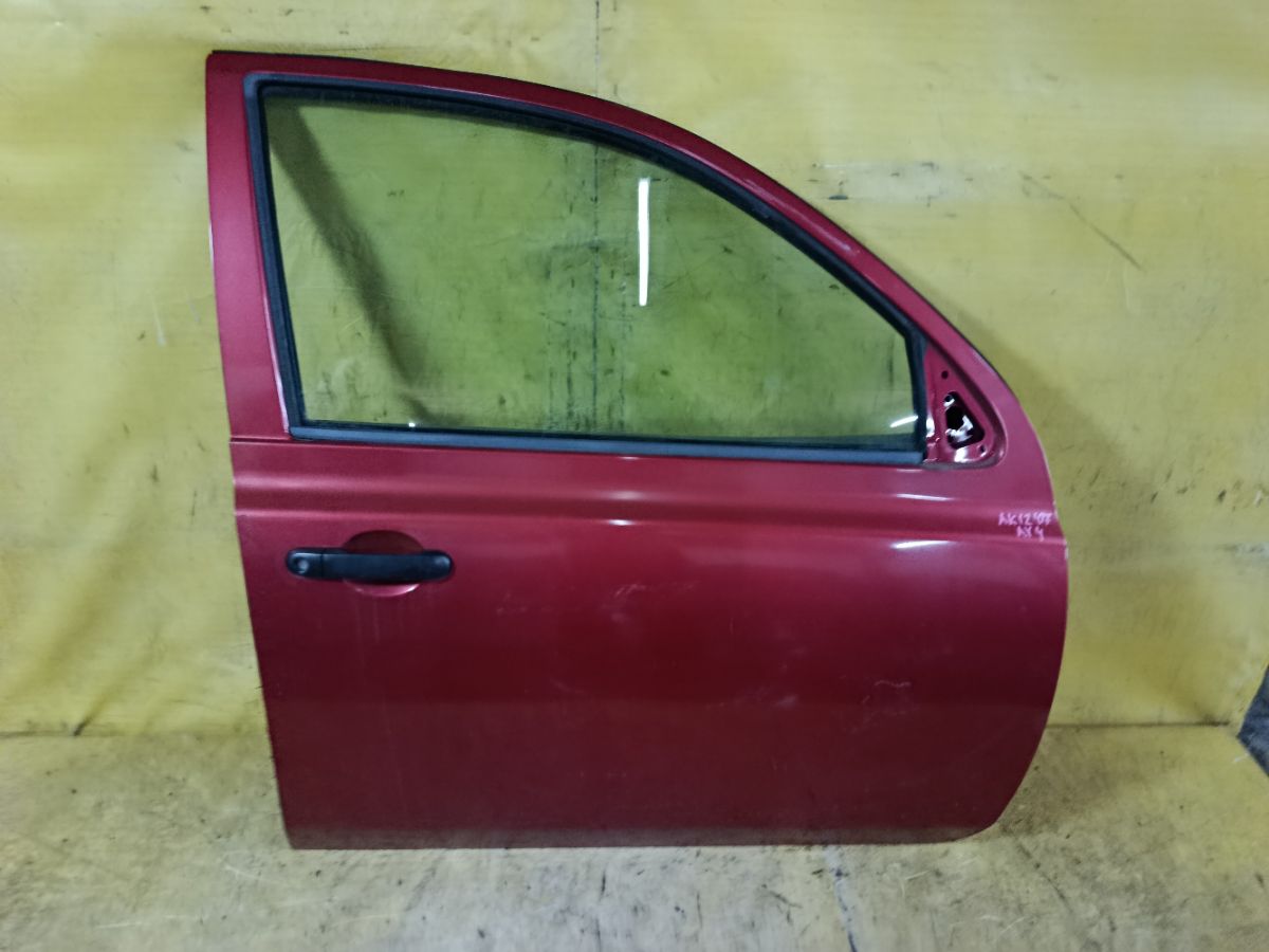 Дверь боковая на Nissan March AK12 Фото 1