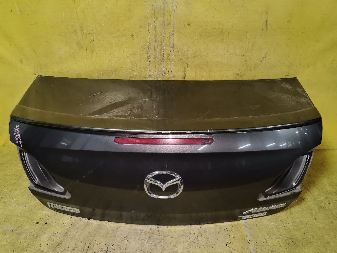 Крышка багажника на Mazda Atenza GHEFP Фото 1