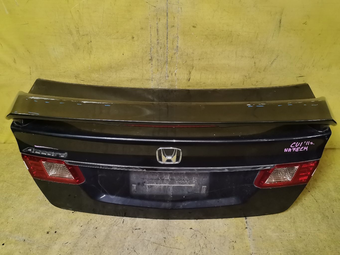 Крышка багажника P7479 P7479 на Honda Accord CU1 Фото 1