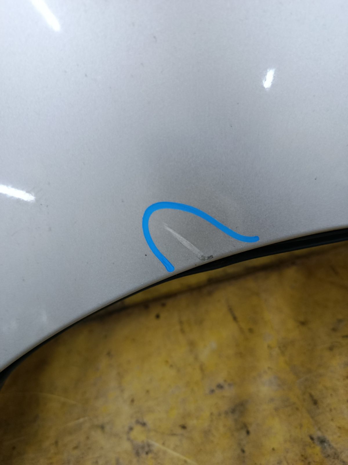 Крыло переднее на Suzuki Solio MA26S Фото 2