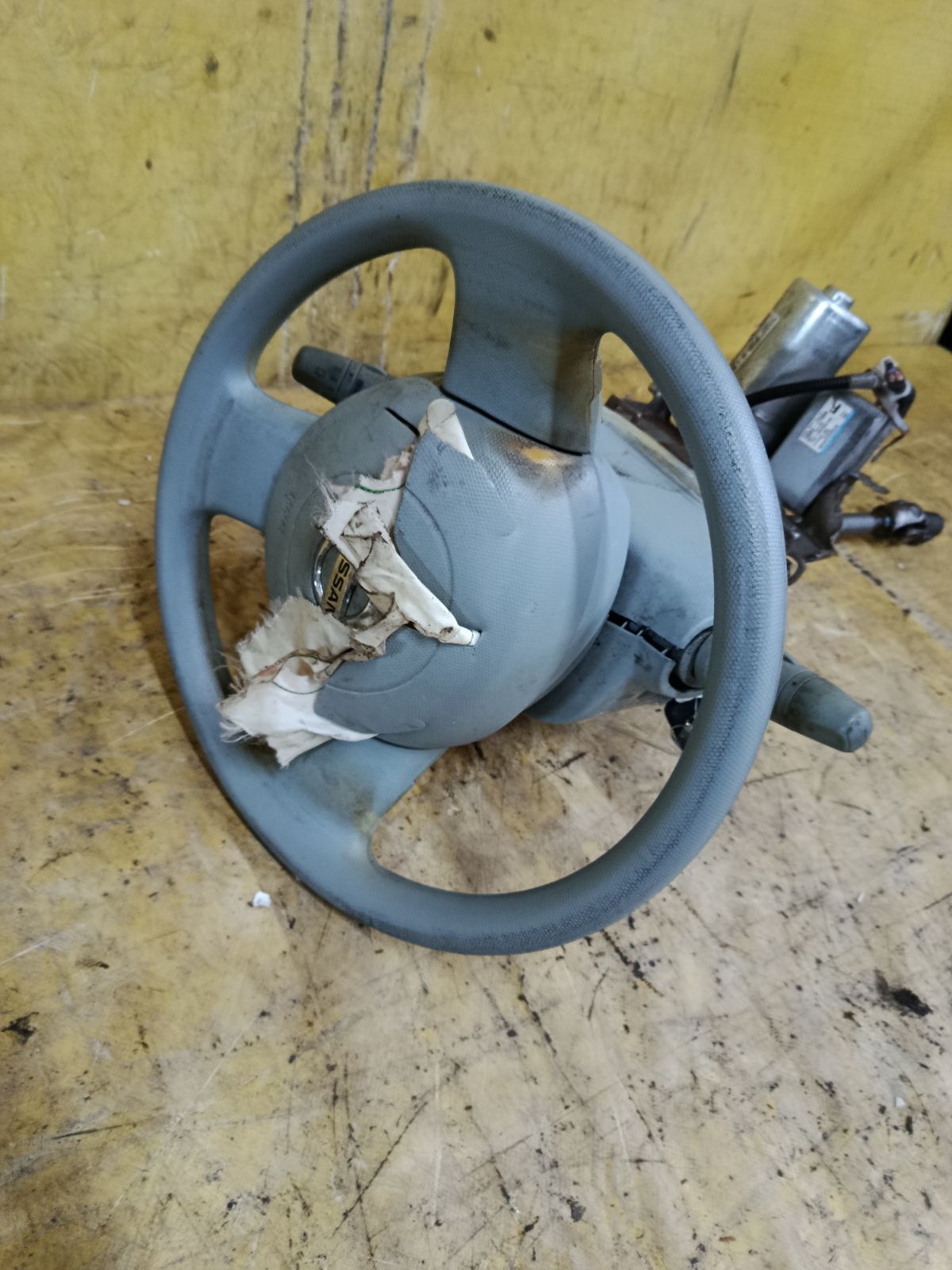 Рулевая колонка на Nissan March AK12 Фото 2