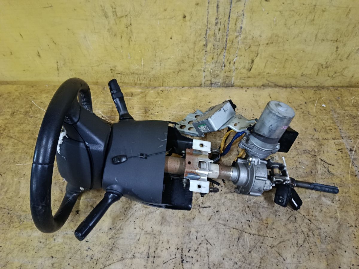 Рулевая колонка на Toyota Wish ZGE25G Фото 2