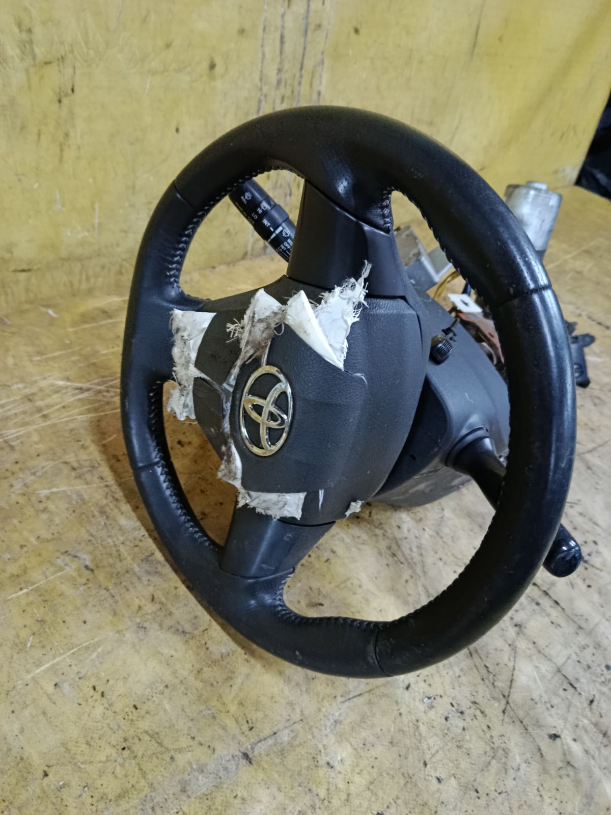 Рулевая колонка на Toyota Wish ZGE25G Фото 3