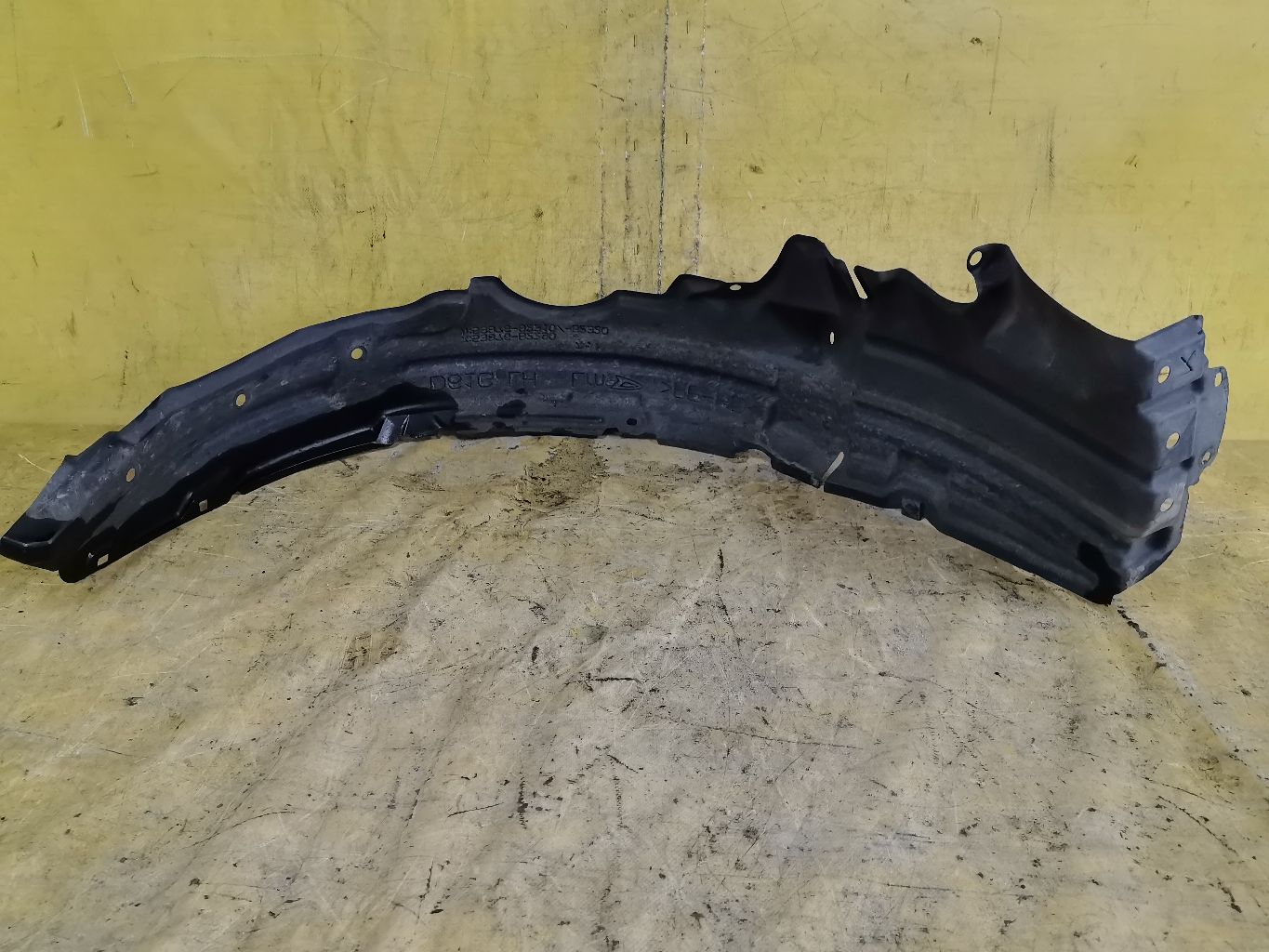Подкрылок 53876-B2290 на Daihatsu Move LA100S KF-VE Фото 2