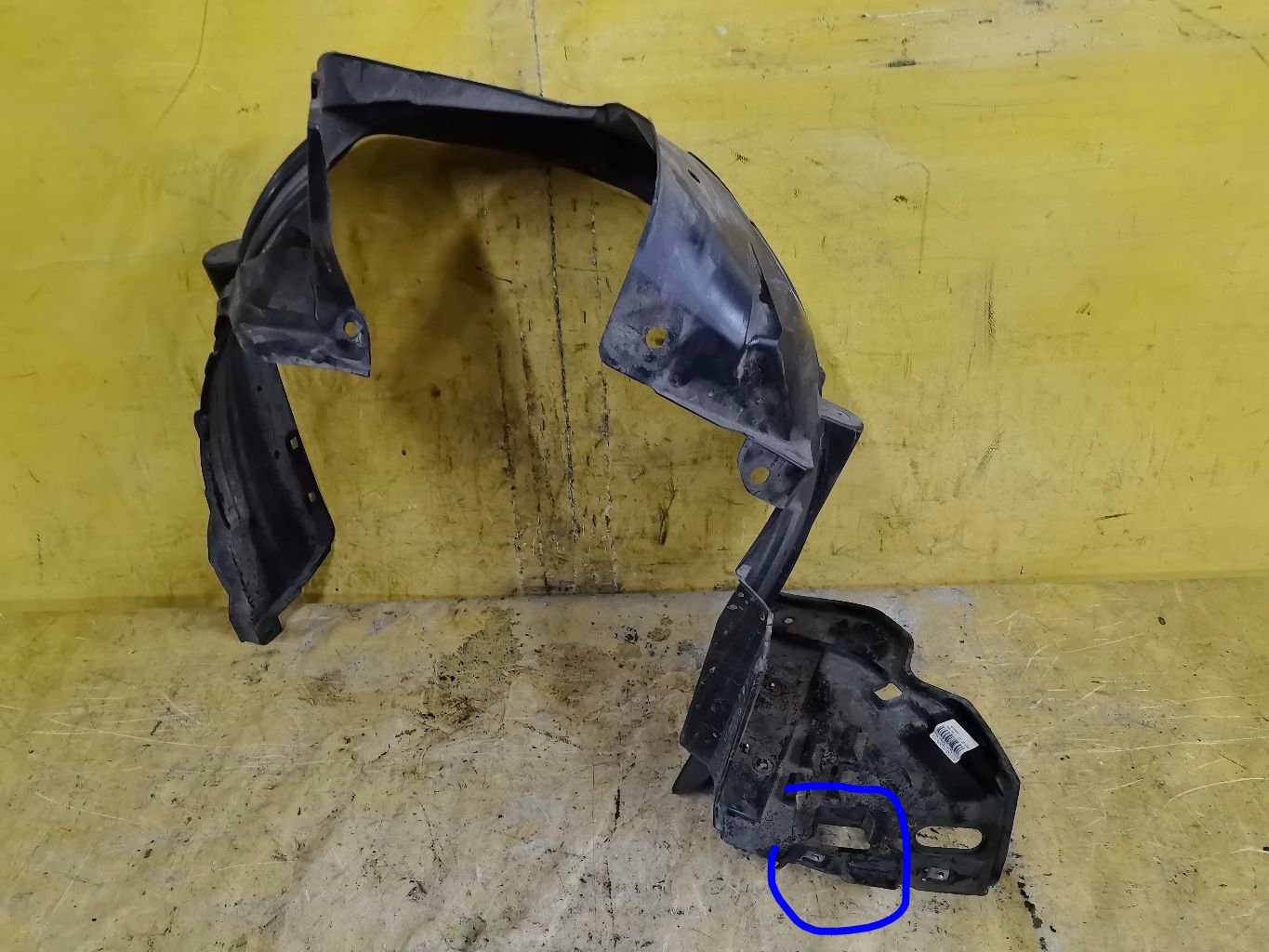 Подкрылок 74151-TM8-A0-50 на Honda Insight ZE2 LDA Фото 2