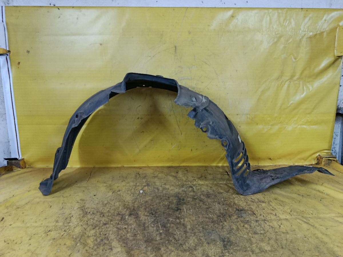 Подкрылок на Mazda Axela BK5P ZY-VE Фото 2