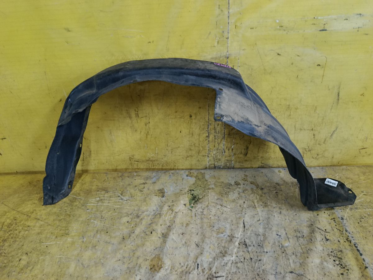 Подкрылок 53876-35090 на Toyota Hilux Surf GRN215W Фото 2