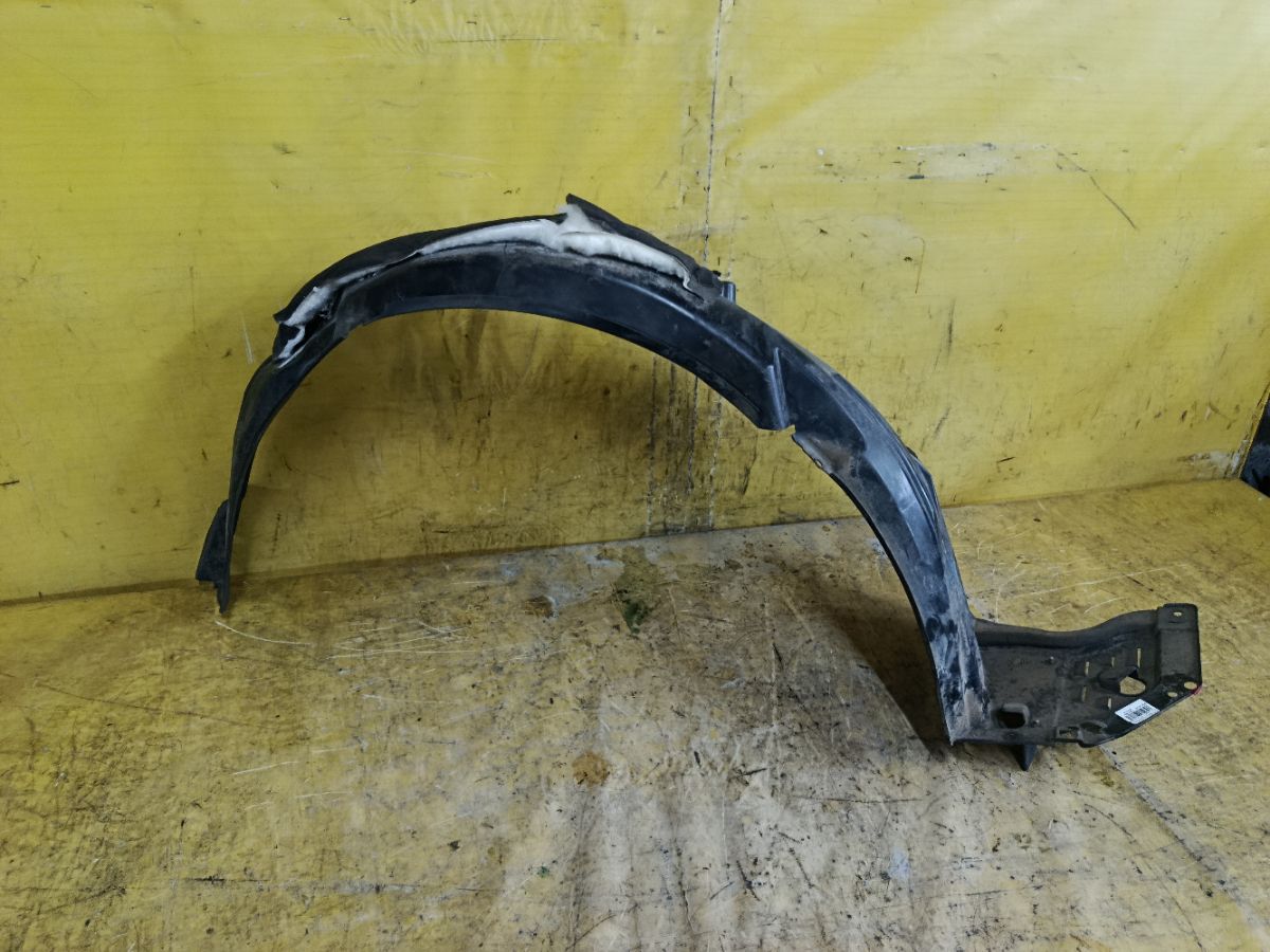Подкрылок на Honda Accord CU1 R20A Фото 2