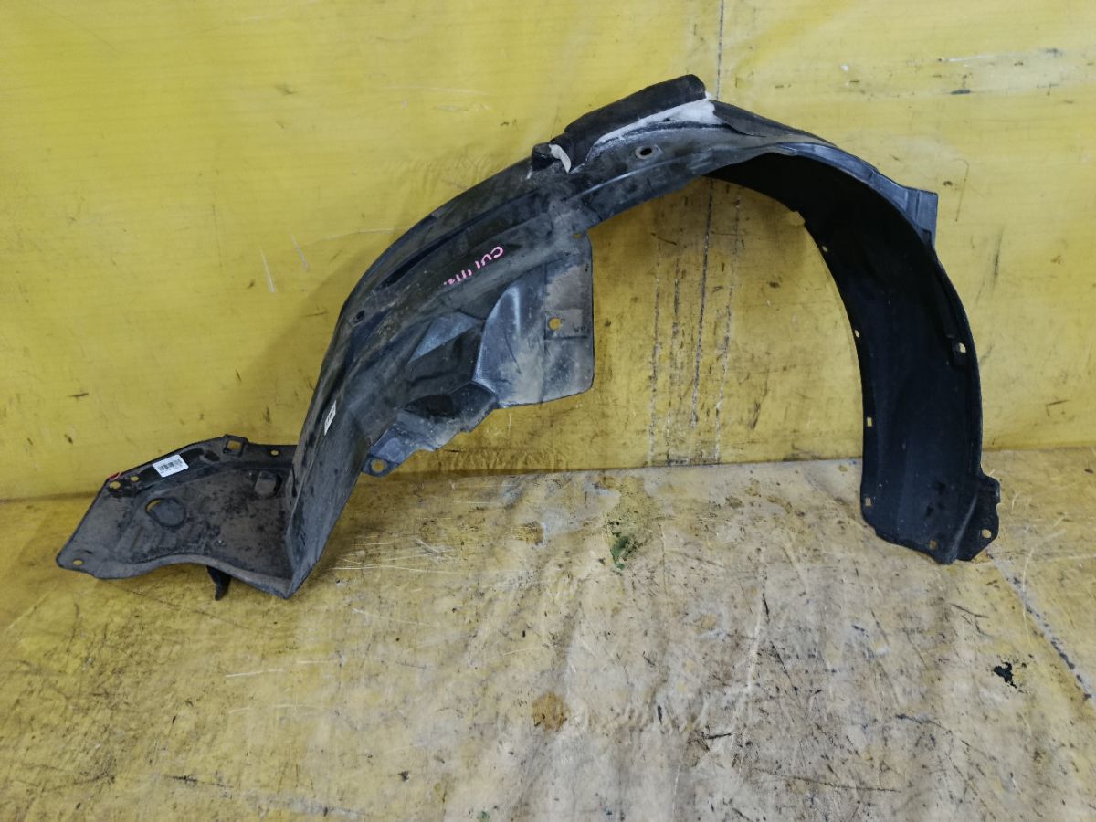 Подкрылок на Honda Accord CU1 R20A Фото 5
