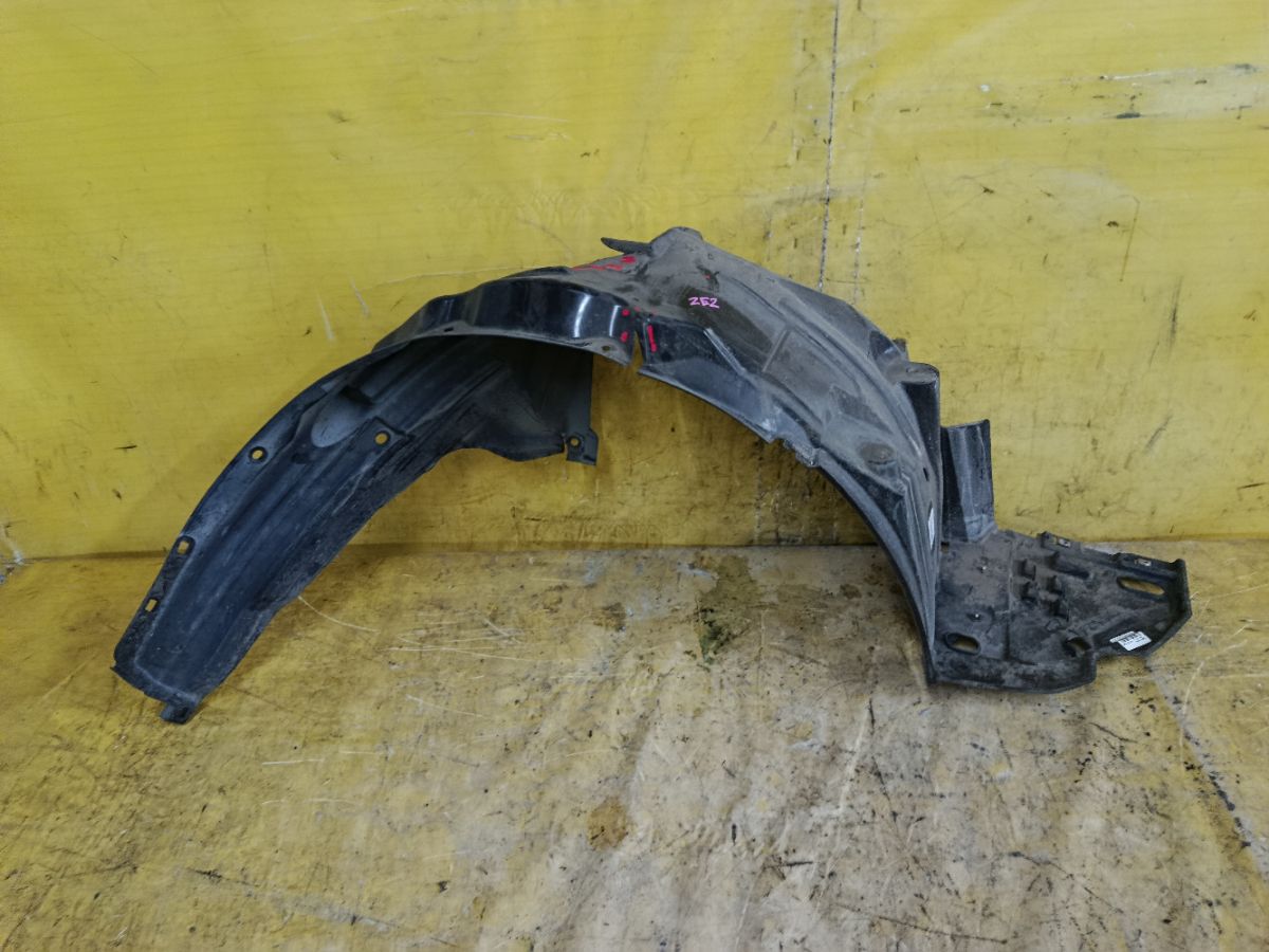 Подкрылок 74101-TM8-A0-50 на Honda Insight ZE2 LDA Фото 2