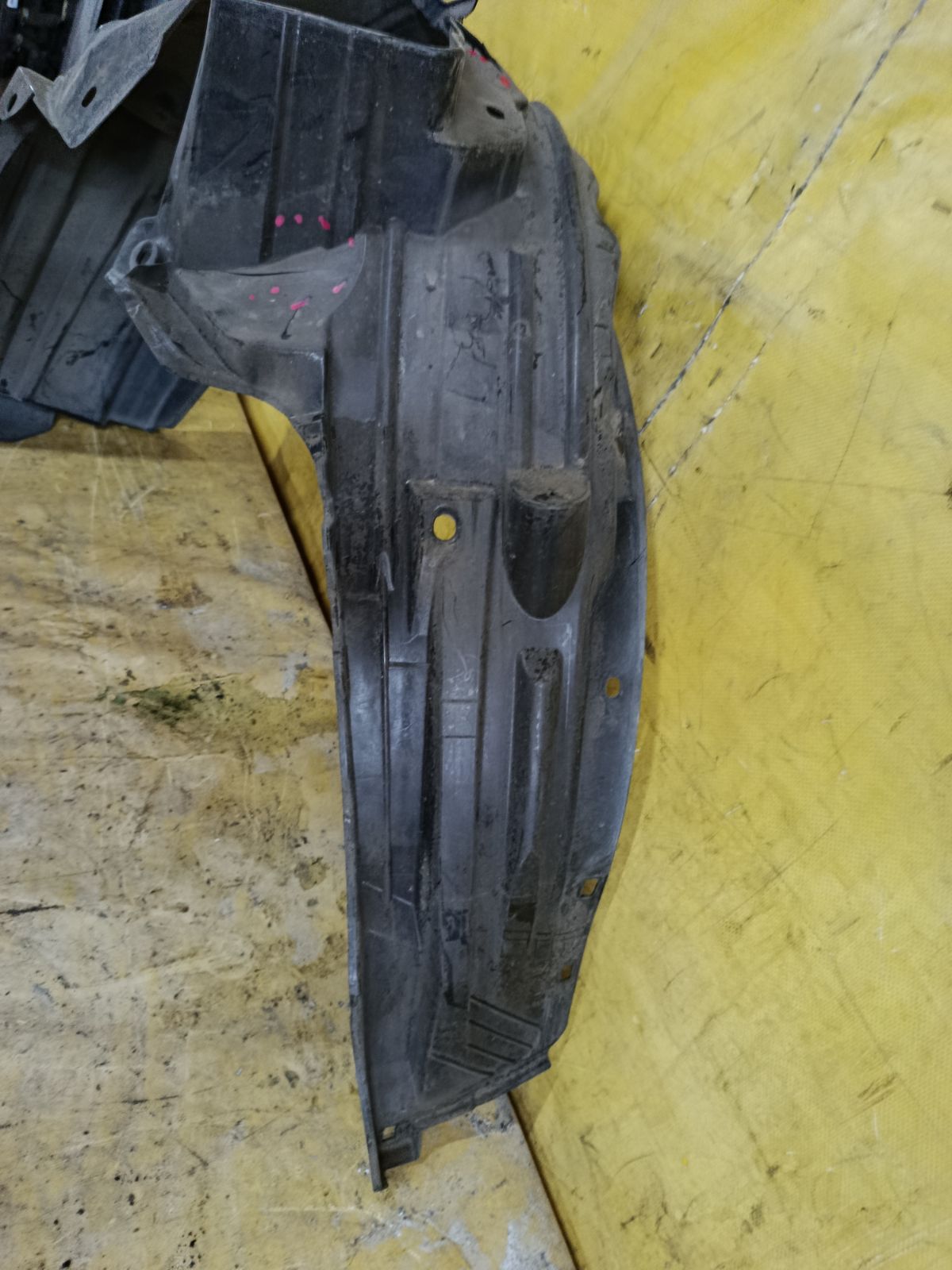 Подкрылок 74101-TM8-A0-50 на Honda Insight ZE2 LDA Фото 7