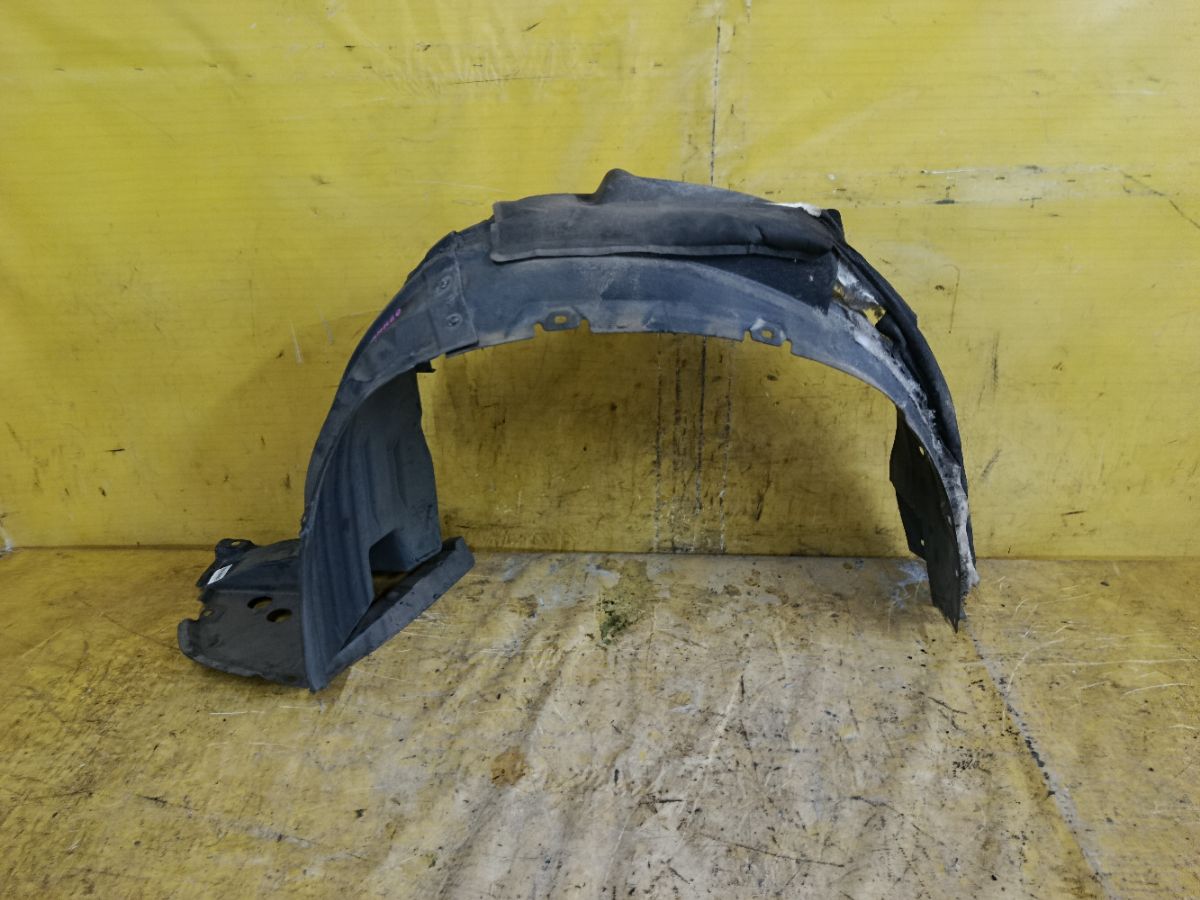 Подкрылок 53876-58050 на Toyota Alphard ANH20W 2AZ-FE Фото 3