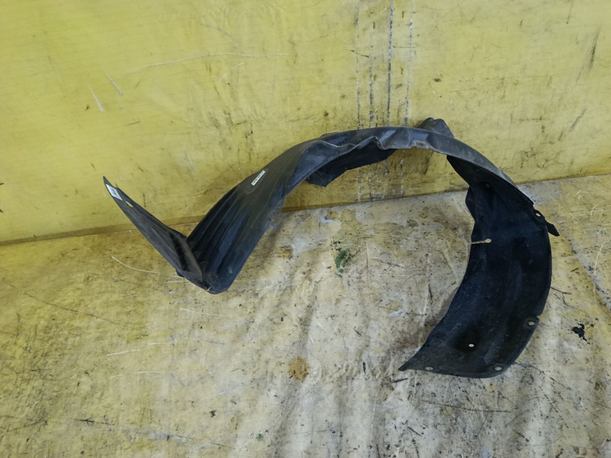 Подкрылок MR488991, MN150111 на Mitsubishi Colt Z21A 4A90 Фото 4