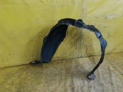 Подкрылок 53876-52550 на Toyota Aqua MXPK10 Фото 4