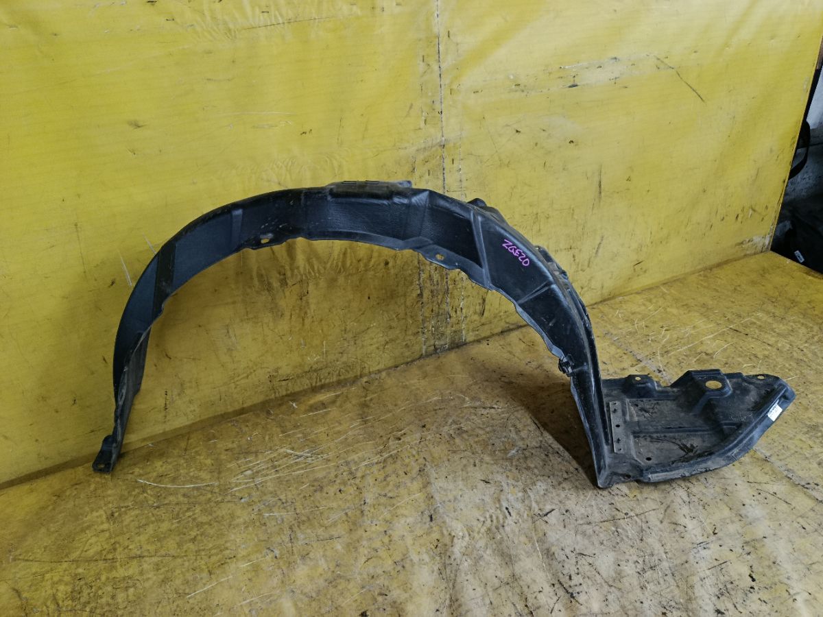 Подкрылок 53875-68020 на Toyota Wish ZGE20G 2ZR-FAE Фото 2