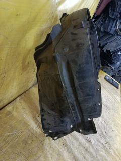 Подкрылок на Nissan Tiida Latio SC11 HR15DE Фото 2