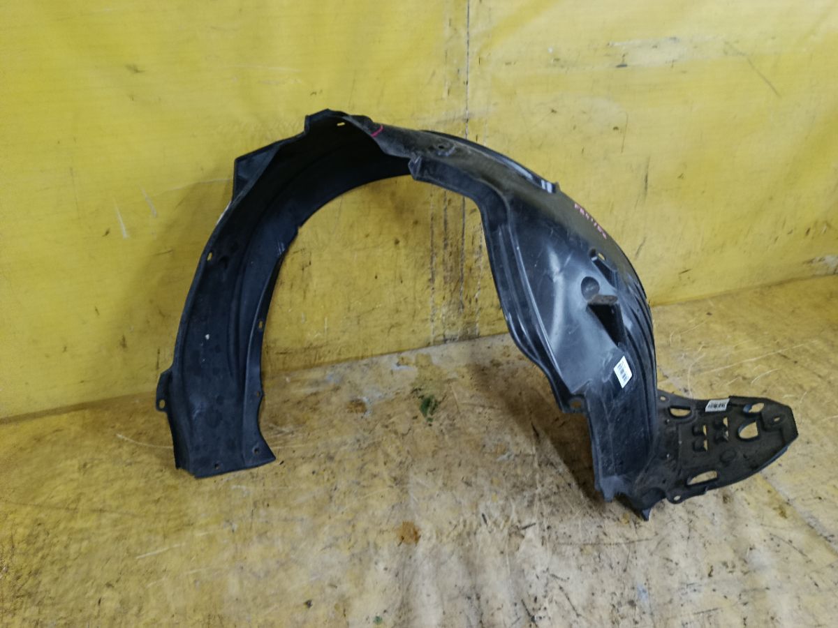 Подкрылок 74150-T4R-00 на Honda Jade FR4 Фото 2