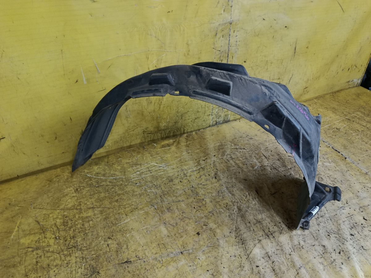 Подкрылок 53875-21020 на Toyota Caldina ST210G 3S-FE Фото 3