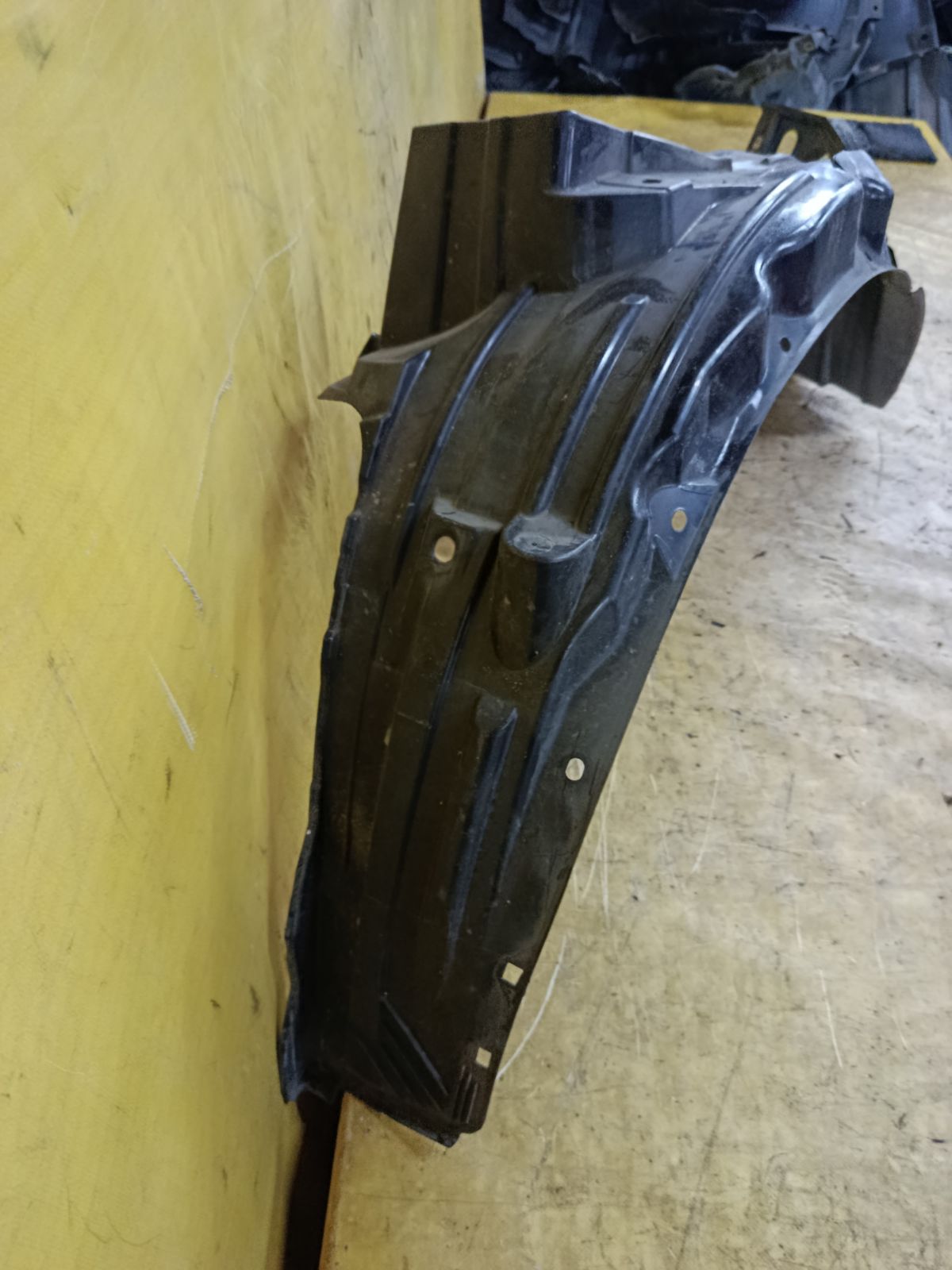 Подкрылок на Honda Insight ZE2 LDA Фото 3