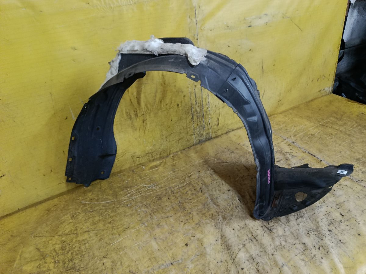 Подкрылок 53875-58070 на Toyota Alphard ANH20W 2AZ-FE Фото 2