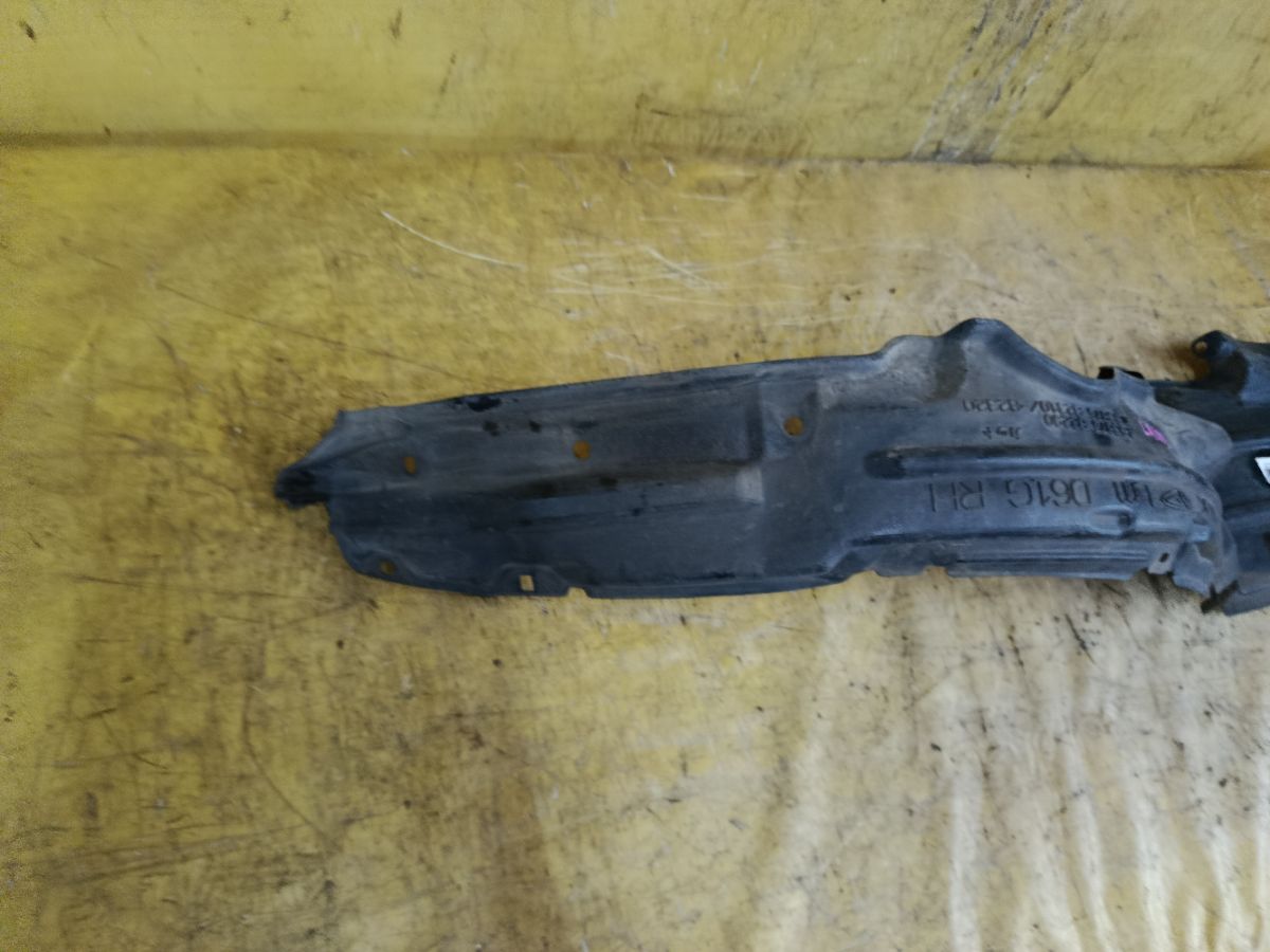 Подкрылок 53875-B2290 на Daihatsu Move LA100S KF-VE Фото 3