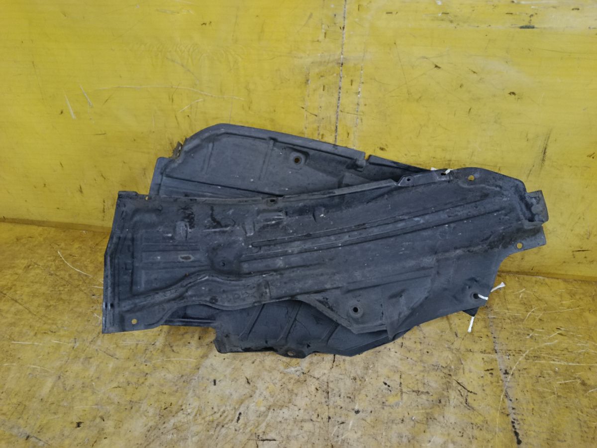 Подкрылок 63845-EG000 на Nissan Fuga Y50 VQ25DE Фото 2