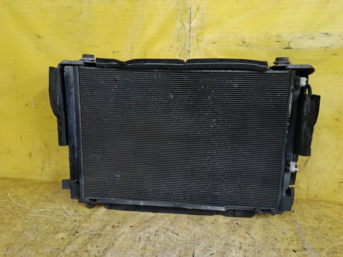 Радиатор ДВС на Toyota Vellfire ANH20W 2AZ-FE Фото 1