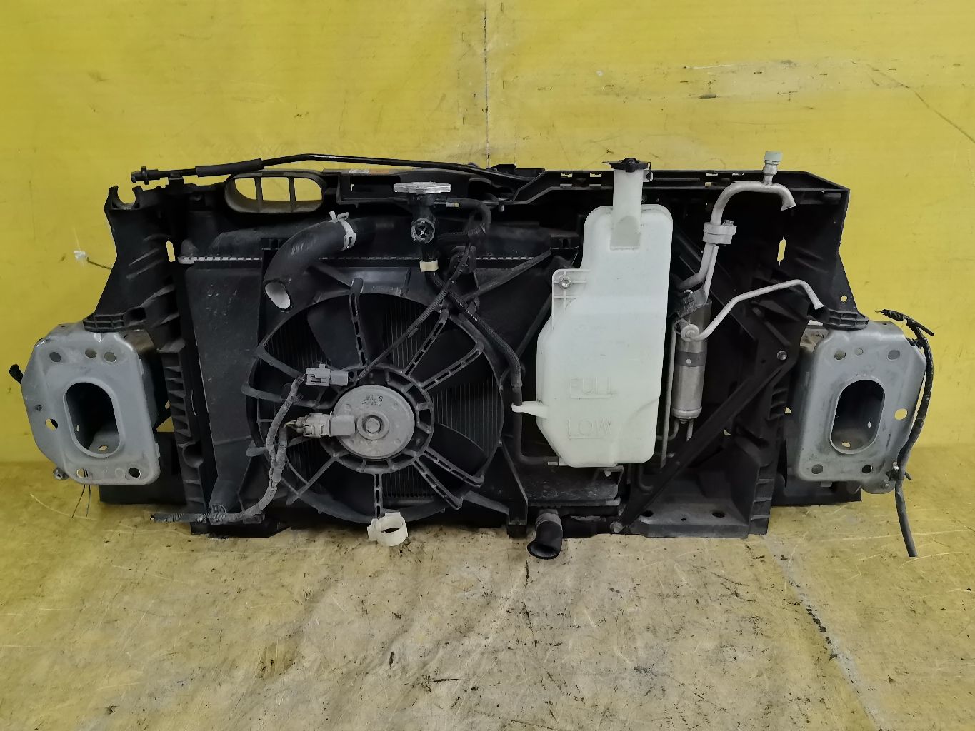 Телевизор на Mazda Demio DEJFS P3-VPS Фото 2