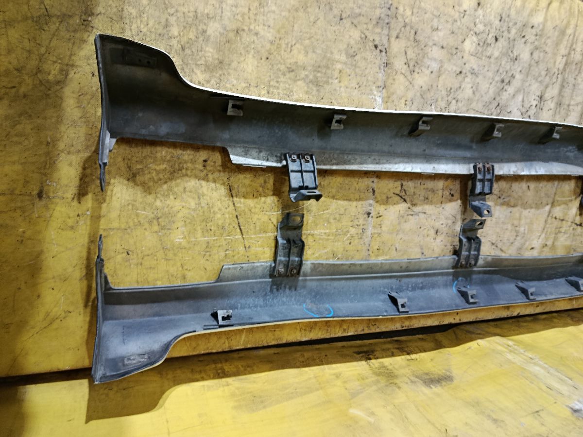 Порог кузова пластиковый ( обвес ) 71800-S7A-00, 71850-S7A-00 на Honda Stream RN3 Фото 6