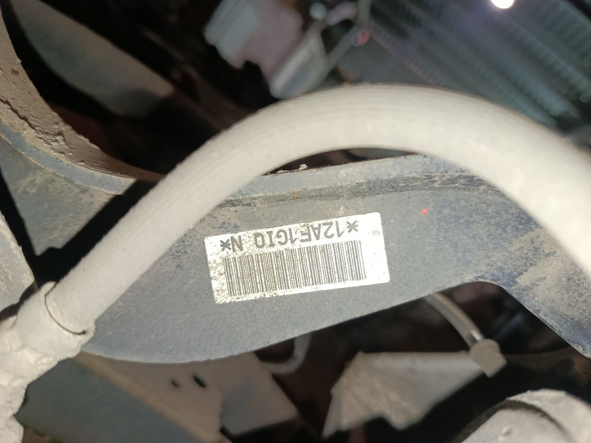 Балка подвески на Volkswagen Passat 3C Фото 8