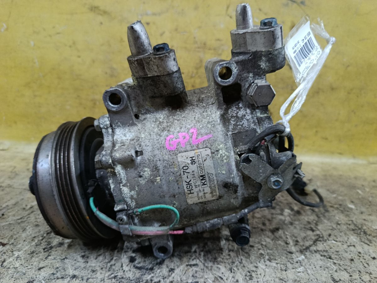Компрессор кондиционера на Honda Fit Shuttle GP2 LDA Фото 1